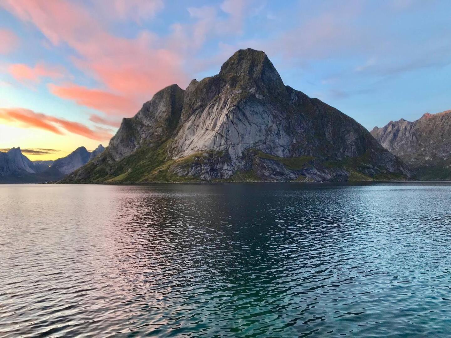 Reinefjorden Lodge Dış mekan fotoğraf